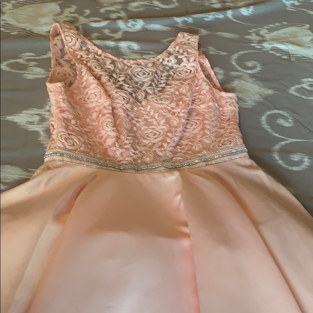 Event dress - Picture 3 of 5